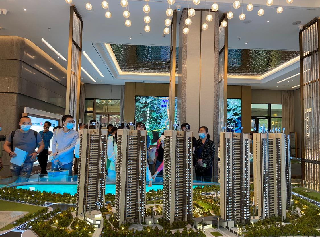 逃离北上广深的跨城购房者:催动二线城市房价上涨